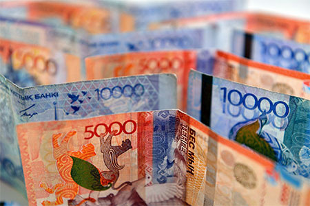 Более 720 тысячам казахстанцев повысят заработную плату
