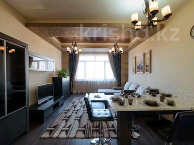 2-комнатная квартира, 70 м², 4/12 этаж посуточно, проспект Манаса 41а за 13 000 〒 в Бишкеке