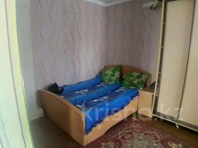 3-комнатный дом, 54 м², 12 сот., 2-я Северная за 5.5 млн 〒 в Усть-Каменогорске, Ульбинский