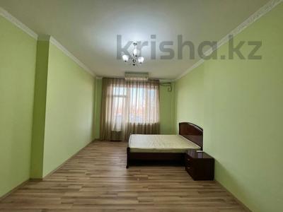 5-комнатная квартира, 270 м², 1/16 этаж, Кайыргали Смагулов 56а за 92.5 млн 〒 в Атырау