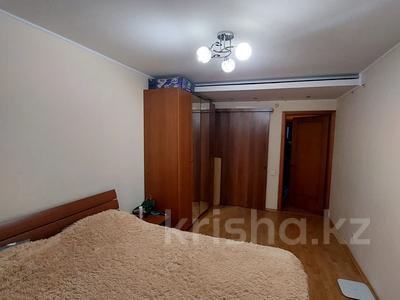 4-комнатная квартира, 110 м², 3/5 этаж, Нуркена Абдирова 51 за 40 млн 〒 в Караганде, Казыбек би р-н