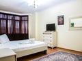 1-комнатная квартира, 50 м², 4/9 этаж посуточно, Сатпаева 2Г за 9 000 〒 в Атырау