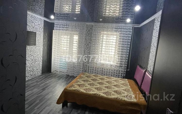 1-комнатная квартира, 42 м², 1/6 этаж посуточно, Шашубай мкр 16 за 7 000 〒 в Балхаше