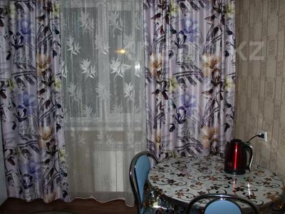 1-комнатная квартира, 34 м² посуточно, Камзина 58 — Кирова за 7 000 〒 в Павлодаре