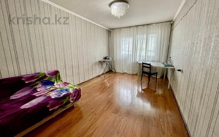 1-комнатная квартира, 33 м², 5/5 этаж, мкр Аксай-3 за 22 млн 〒 в Алматы, Ауэзовский р-н