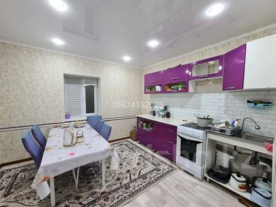 4-комнатный дом, 75 м², ул. Аубакира Алимжанова 73 за 19 млн 〒 в Балхаше