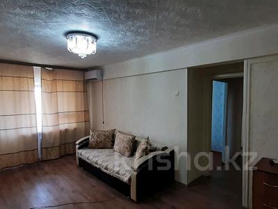 2-комнатная квартира, 45 м², 4/4 этаж посуточно, Агыбай Батыра 4 — Желтоксан за 8 500 〒 в Балхаше