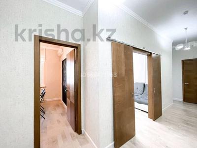 2-комнатная квартира, 80 м², 12/12 этаж посуточно, Алиби Жангелдин 67 за 25 000 〒 в Атырау