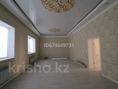 7-комнатный дом, 252 м², 8 сот., Бирлик-2 за 63 млн 〒 в Атырау