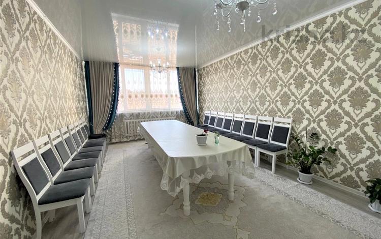 2-комнатная квартира, 94 м², 2/16 этаж, мкр Шугыла, Жуалы за 42 млн 〒 в Алматы, Наурызбайский р-н