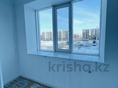 2-комнатная квартира, 61 м², 3/8 этаж, Кайсенова 2 за 28.5 млн 〒 в Астане, Есильский р-н