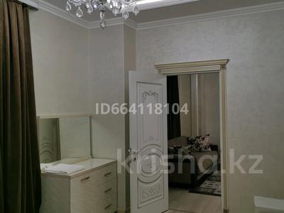 4-комнатная квартира, 125 м², 5/11 этаж посуточно, проспект Кунаева 36 за 35 000 〒 в Шымкенте, Аль-Фарабийский р-н