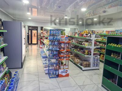 Магазин площадью 155 м², 6-й мкр 9 за 67 млн 〒 в Актау, 6-й мкр