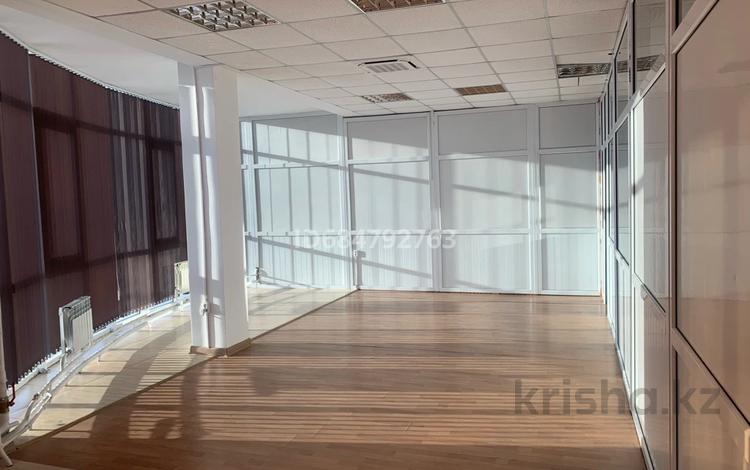 Офисы • 36 м² за 108 000 〒 в Усть-Каменогорске