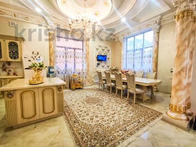 8-комнатный дом, 365 м², 5 сот., проспект Сакена Сейфуллина 78 за 215 млн 〒 в Алматы, Турксибский р-н