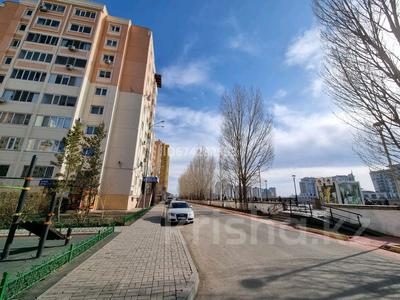 4-комнатная квартира, 112 м², 7/9 этаж, Мкр «Самал» 10 за 52.8 млн 〒 в Астане, Алматы р-н
