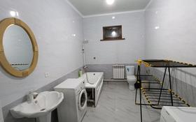 5-комнатный дом, 250 м², 10 сот., ул Серт 148 за 55 млн 〒 в Туркестане