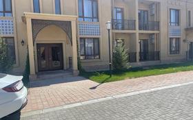3-комнатная квартира, 78 м², 2/2 этаж посуточно, Батырбекова 27 за 20 000 〒 в Туркестане