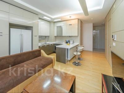 2-комнатная квартира, 80 м², 4 этаж посуточно, Байтурсынова за 17 800 〒 в Астане, Алматы р-н
