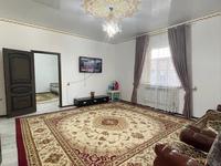 8-комнатный дом, 220 м², 10 сот., Саяхат за 27 млн 〒 в 