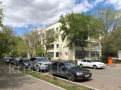 2-комнатная квартира, 62 м², 3/4 этаж, Азербайжана Мамбетова за 25 млн 〒 в Нур-Султане (Астане), р-н Байконур