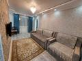 2-комнатная квартира, 55 м², 2 этаж по часам, проспект Бухар-жырау 52 за 3 000 〒 в Караганде