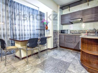 1-комнатная квартира, 40 м², 2/5 этаж посуточно, Желтоксан 137 за 12 000 〒 в Алматы, Алмалинский р-н