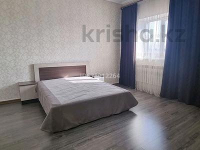 2-комнатная квартира, 80 м² по часам, Каратал 17 за 1 000 〒 в Талдыкоргане
