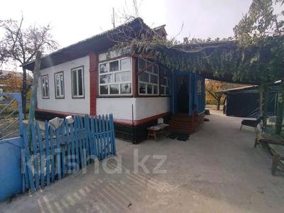 4-комнатный дом, 70 м², 10 сот., Акын Сара 188 за 17 млн 〒 в Талдыкоргане
