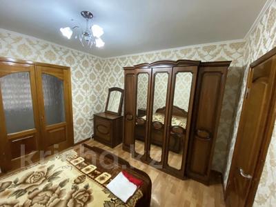 2-комнатная квартира, 54 м², 3/5 этаж помесячно, Байтурсынова Онкология 90 за 150 000 〒 в Шымкенте