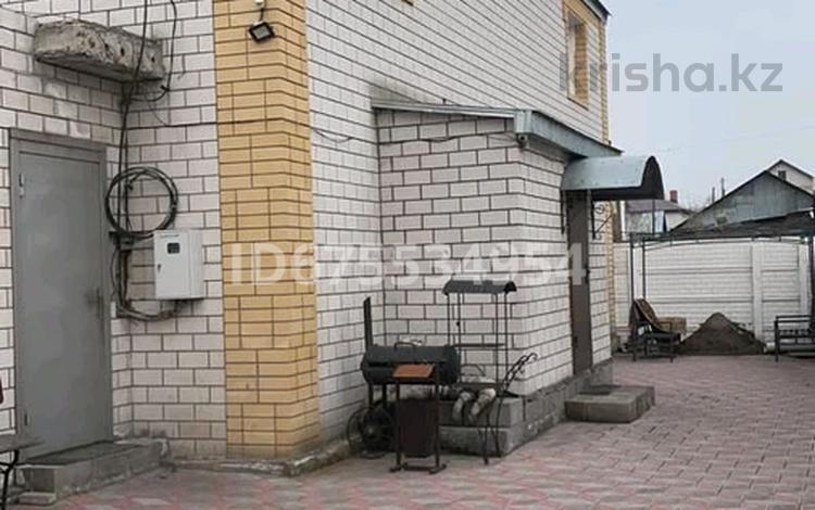 5-комнатный дом, 188 м², 3 сот., Бухар Жырау — М. Горького за 38 млн 〒 в Павлодаре
