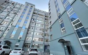 4-комнатная квартира, 140 м², 2/9 этаж, Жахаева 4 за 65 млн 〒 в 