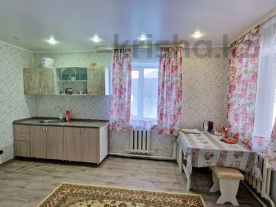 2-комнатный дом, 80 м², 10 сот., Керуен 5 за 23.5 млн 〒 в Усть-Каменогорске
