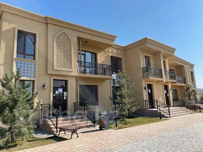 2-комнатная квартира, 77 м², 1/3 этаж, Б. Батырбекова за ~ 33.1 млн 〒 в Туркестане