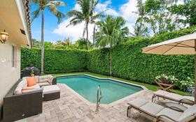 3-комнатный дом, 222 м², 6 сот., 444 NE Wavecrest Ct Boca Raton, FL 33432 за ~ 851.6 млн 〒 в Майами