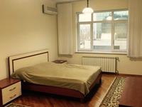 3-комнатная квартира, 130 м² на длительный срок, Мендикулова 105 за 600 000 〒 в Алматы, Медеуский р-н