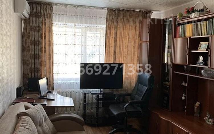 3-комнатная квартира, 60.7 м², 1/5 этаж, Улытауская улица 74 за 12 млн 〒 в Сатпаев
