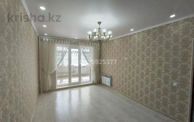 3-комнатная квартира, 72 м², 2/5 этаж, Ерманова — Парк Независимости за 27 млн 〒 в Шымкенте
