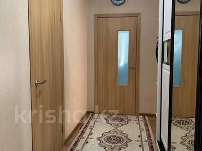 2-комнатная квартира, 61 м², 5/9 этаж, Мкр Аксай-1А 31А за 34.5 млн 〒 в Алматы