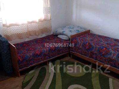 2 комнаты, 30 м², Казахстанская 155 а за 3 000 〒 в Бурабае