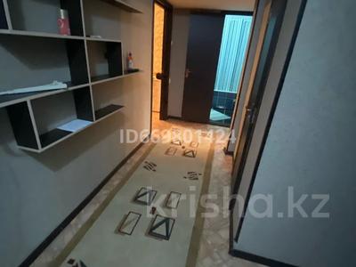 2-комнатная квартира, 62 м², 4/5 этаж посуточно, Рыскулова — Менделеева за 12 000 〒 в Талгаре