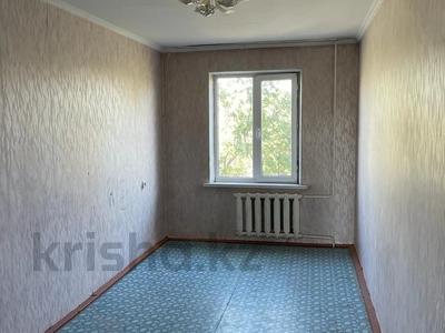 2-комнатная квартира, 46 м², 4/5 этаж, 4 мкрн за 12.8 млн 〒 в Талдыкоргане