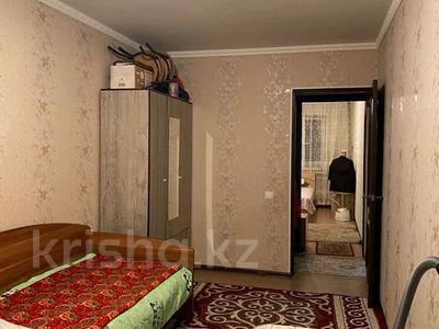 3-комнатная квартира, 58 м², 3/5 этаж, Туркестанская 2/1 за 20.5 млн 〒 в Шымкенте, Аль-Фарабийский р-н