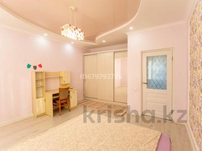6-комнатный дом, 240 м², 10 сот., Автодорога Щучинск-Катарколь 12 за 100 млн 〒