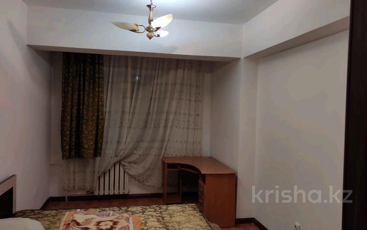 2-комнатная квартира, 65 м², 5/5 этаж помесячно, Джансугурова за 120 000 〒 в Талдыкоргане, Каратал