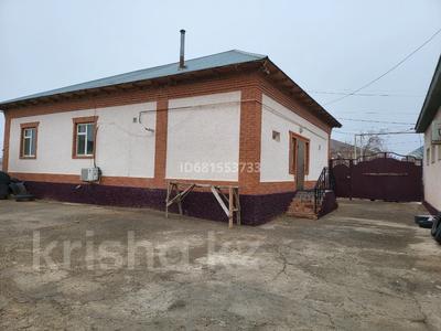6-комнатный дом, 200 м², 10 сот., Проспект Астана 63 за 75 млн 〒 в 