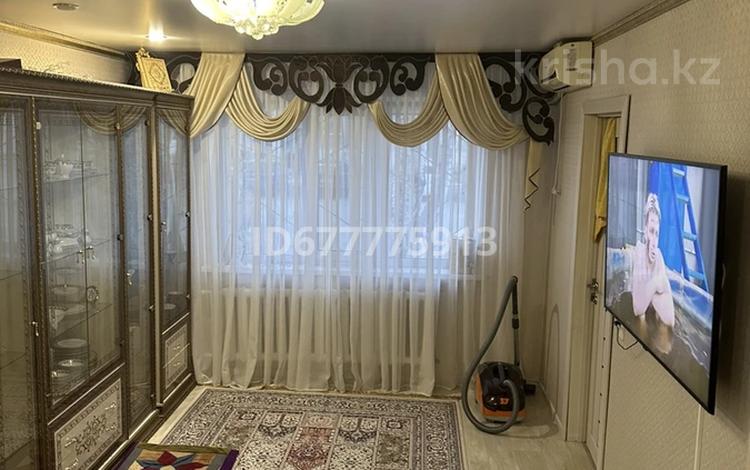 3-комнатная квартира, 47.1 м², 1/5 этаж, Назарбаева 5 за 18 млн 〒 в Павлодаре