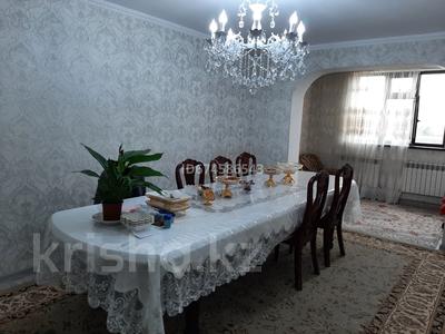 5-комнатная квартира, 110 м², 3/5 этаж, Торекулова 193 за 40 млн 〒 в Шымкенте