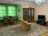 9-комнатный дом, 250 м², 10 сот., Диваева за 80 млн 〒 в Туркестане