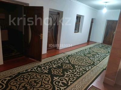 5-комнатный дом, 150 м², 6 сот., Торекулов переезд 1 номер 1 за 25 млн 〒 в Туркестане